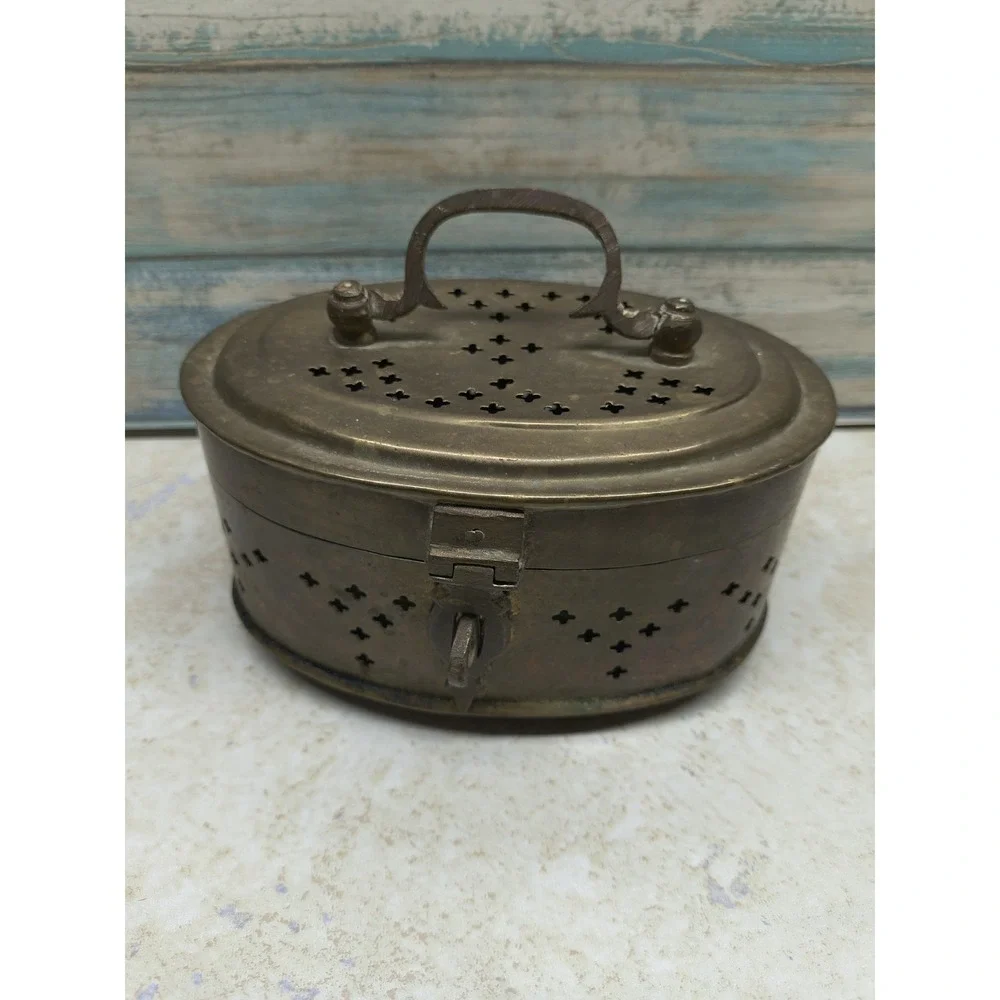 Brass‎ Cricket /Jewelry/ Trinket Box w/Latch - Made In India